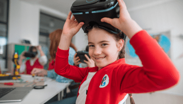 5 ways VR can help educators up their classroom game